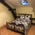 La Maison Du Jardin بيت للعطل *
