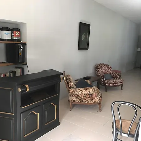 La Maison Du Jardin Penne-dʼAgenais