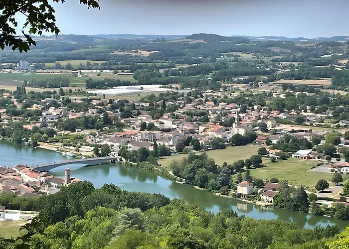 La Maison Du Jardin Penne-dʼAgenais