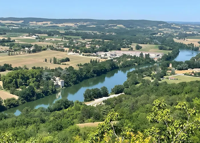 La Maison Du Jardin Dom wakacyjny Penne-dʼAgenais